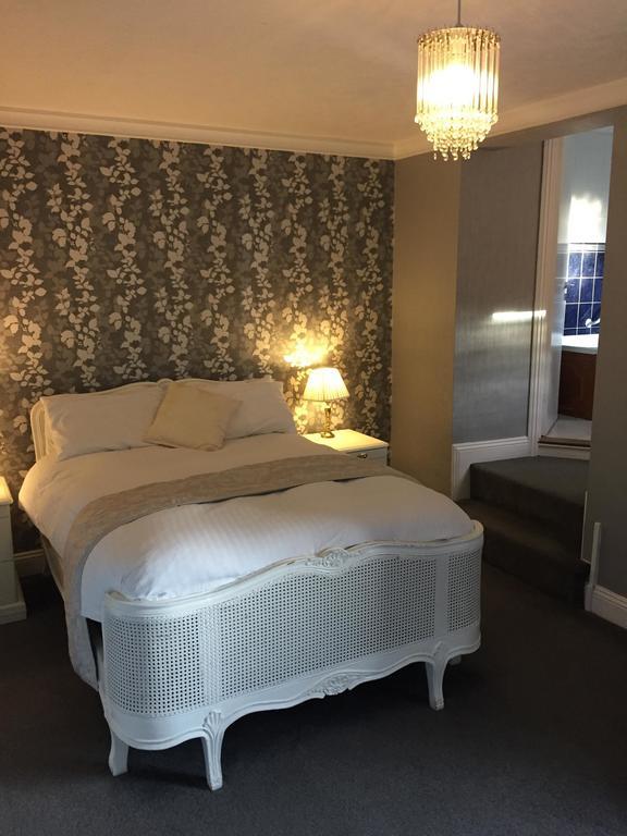 Hill Lodge Sudbury  Eksteriør billede