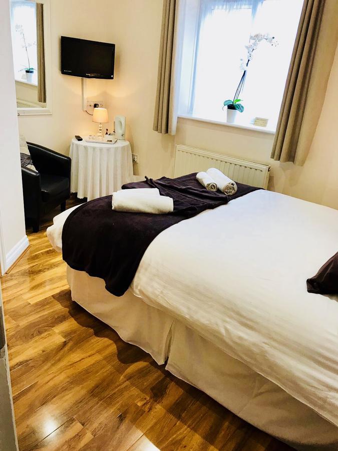 Hill Lodge Sudbury  Eksteriør billede